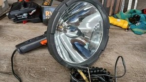 Coleman Strahler Halogen 800.000 Candlepower Modell 5362 getestet funktioniert # - Bild 1 von 6