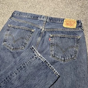 Jeans vintage Levis 501 uomo 36x36 blu denim bottoni tasca a mosca lavaggio medio Y2K - Foto 1 di 15