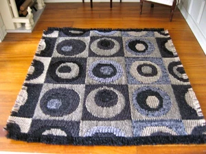 Puppenhaus Puppenhaus Miniatur Mod Mod Teppich Carpet schwarz grau Kreise - Bild 1 von 2