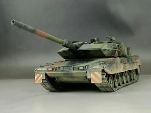 1/35 Built German Leopard 2 A7V Main Battle Tank Model ''Thuringian Lion'' - Picture 1 of 18