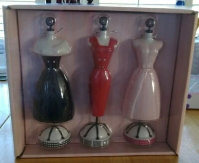 2004 Hallmark Barbie 45 aniversario conjunto de 3 portafotos vestido clásico en caja original Foto 1 de 3