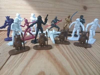 Lote de mini figuras Hasbro Star Wars Command Army Men Clone Troopers Foto 1 de 4