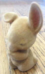 Vintage 1983 Hallmark Flocked Miniature Praying Bunny Rabbit - Bild 1 von 2