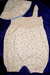 Mädchen 18-24 M: Vintage RALPH LAUREN gesmokte Blumen BUBBLE: Passende MÜTZE 100% Baumwolle - Bild 1 von 4