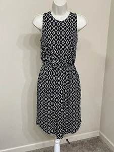 Banana Republic Women’s Black & White Geometric Print Round Neck Dress s XXS - Picture 1 of 11