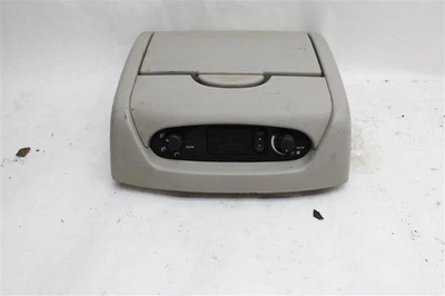 Used Infotainment Display fits: 2003 Chrysler Town & country display screen ente Foto 1 de 4