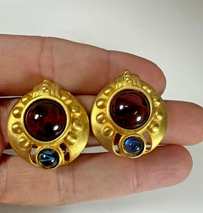 Vintage Earrings Clip On Red Cabochon Glass Puffy Moghul Style Heavy - Picture 1 of 5