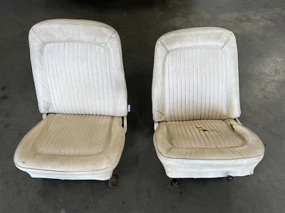 Ford Bronco 1966-1977 asiento delantero del lado del conductor y del pasajero Foto 1 de 4