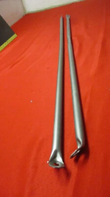 1976 1977 OLDSMOBILE CUTLASS ВЫСШИЙ ВНУТРЕННИЙ КРЫЛО СКОБА ТРУБКА - Изображение 1 из 3