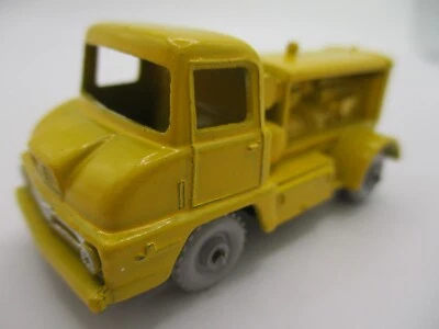 Camión compresor Matchbox #28-B1 Thames ruedas de plástico gris código modificado 3 Foto 1 de 4