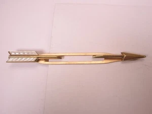 White Fletched Arrow Vintage SWANK LARGE Tie Bar Clip sports - Picture 1 of 6