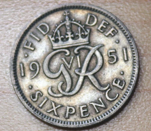 1951 Great Britain 6 Pence Wedding Coin - Picture 1 of 2