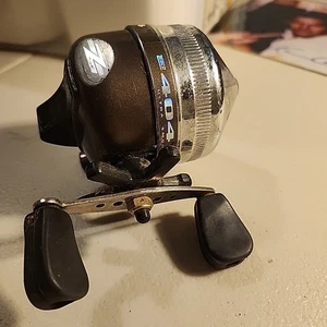 Vintage Zebco Ultra Drag Rolle - Bild 1 von 5