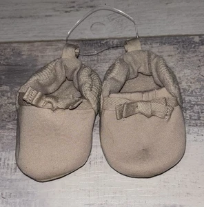 Cat & Jack Baby Booties Slippers size 3-6M - Beige - NEW B - Picture 1 of 7