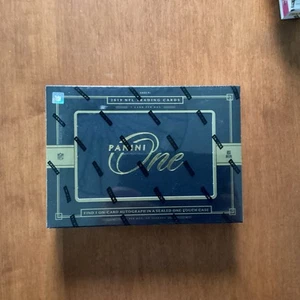 2019 Panini One Football Hobby Box - Picture 1 of 3