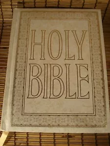 Large Family Bible - Living Word Reference Edition - 1977 - Foto 1 di 6