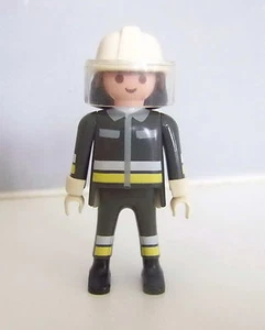 PLAYMOBIL (G2202) POMPIERS - Pompier en Tenue d'Intervention Camion 3182 - Imagen 1 de 1