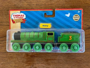 Tomy Wooden Thomas Train Henry 2011! ¡NUEVO! - Imagen 1 de 2