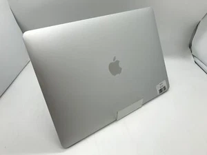 Apple MacBook Pro A2251 A2289 13" 2020 LCD Assemblato ARGENTO 661-15733 Grado C - Foto 1 di 4