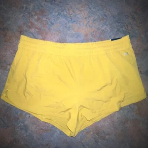 DSG Womens Large Mid Rise Stride Run Short, Grounded Yellow - Picture 1 of 9