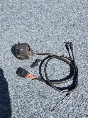 2002 Ducati Monster 620 Left Handle Bar Signal Switch Button Control - Image 1 of 4