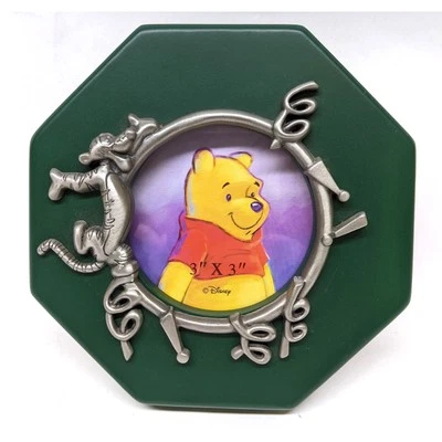 Marco de fotos Walt Disney World Winnie the Pooh Tigger verde estaño de colección Foto 1 de 4