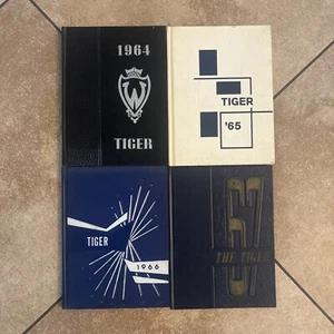 Antique/Vintage 1960s 4 Yearbooks Wrightstown High School Wisconsin - Picture 1 of 5