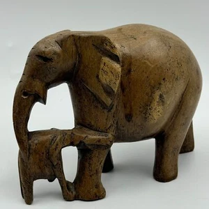 Handgeschnitzte Elefantenfigur aus Holz - Bild 1 von 6