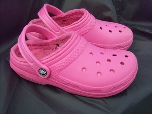 pink crocs fur