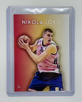 Tarjeta coleccionable Mega Vizura firmada por artista Nikola Jokic edición limitada 6/10 Foto 1 de 2