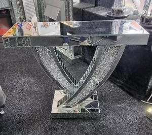 90cm Long Diamond Crushed Crystal Mirrored Console Table 90cm x 76cm x 30cm - Picture 1 of 3