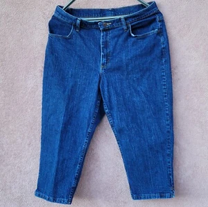 Riders By Lee Women Blue Denim Capri Pants - Size 16M 4 Pocket / Button Zip Fly - Picture 1 of 7