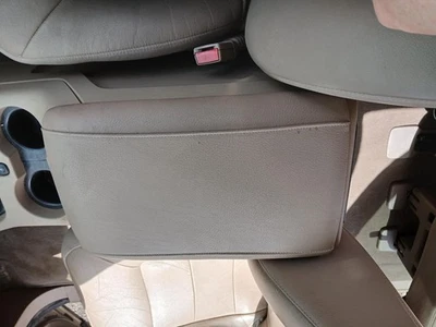 Used Front Lower Center Console fits: 2003 Ford Expedition floor w/vehicle dynam - Imagem 1 de 4