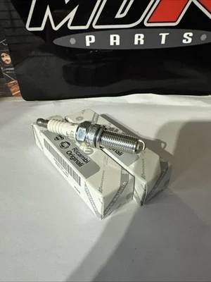 Genuine New OEM 2x Spark Plug KIT Fiat 500 Panda Mito TwinAir 0.9 L | 55242187 - Image 1 of 4