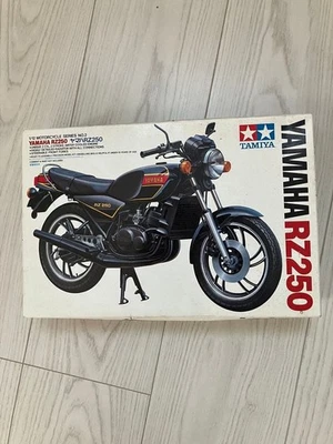 TAMIYA 1/12 Yamaha RZ250 Model Kit Unused - Image 1 of 3