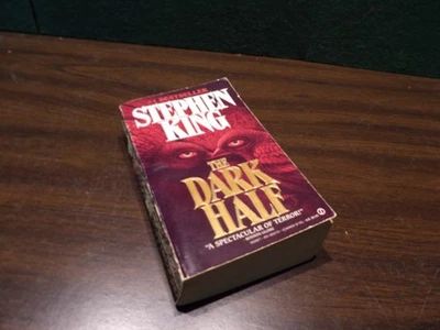 E7442 - Stephen King Signed The Dark Half Book Paperback - Image 1 of 4