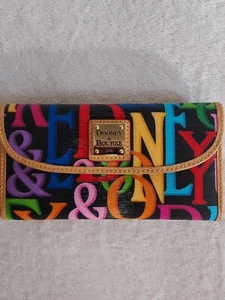 DOONEY & BOURKE🩵 RETRO💜 GRAFICA 💚CREDIT🩷 CARD 🧡CLUTCH #4 - Picture 1 of 11