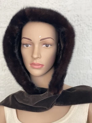 Sombrero con capucha de terciopelo vintage con piel de visón real marrón oscuro cómodo y bonito Foto 1 de 4