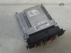 COMPUTER MOTOR BMW 5 serie Touring (E61) Combi 525d 24V (M57-D25(256D2)) 7796637 - Bild 1 von 1