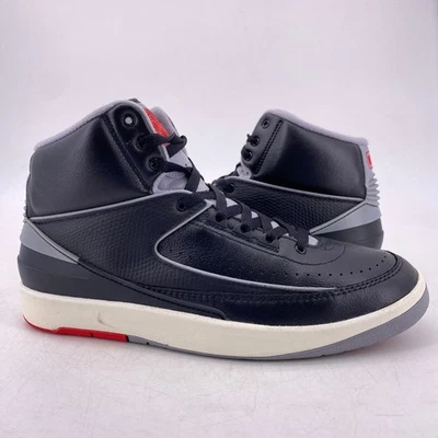 Air Jordan 2 Retro "CIMENTO PRETO" 2023 - Tamanho 9.5 - dr8884 001 (11842-19) - Imagem 1 de 4