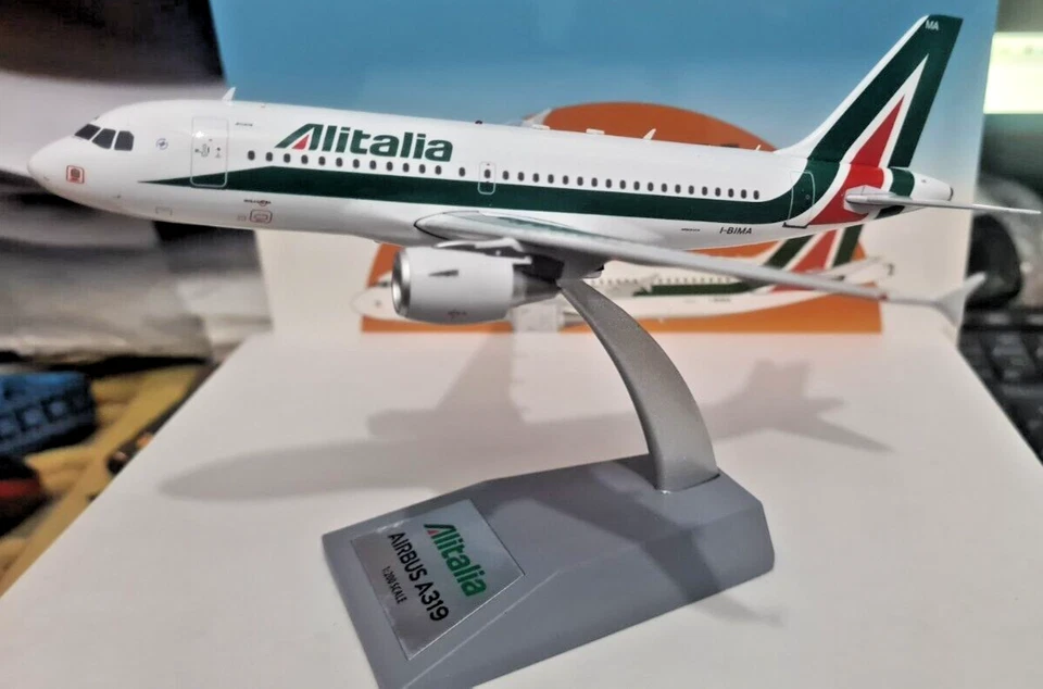Alitalia Airbus A319 CEO I-BIMA - Scala 1:200 Die Cast - InFlight 200 - Immagine 1 di 4