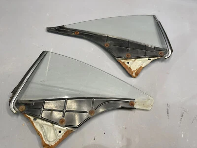1967-1968 Chevy Impala 2 Door Hardtop Fastback Quarter Glass 1/4 Window Track OE - Image 1 of 4