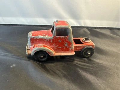 TootsieToy 1947 International K5 cabina roja solo para transporte 1955-1958 diecast Foto 1 de 4
