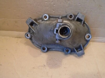 Caixa de engrenagem do velocímetro Fiat 850 Sedan transmissão CAPA TRASEIRA - Imagem 1 de 4