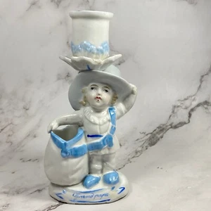 Antiguo niño de porcelana con candelabro sombrero de abuelo - Imagen 1 de 11