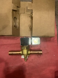 Sporlan/Parker  ME19S270 120-208-240/60-247/8" ODF Solder  With Coil NOS - Picture 1 of 5