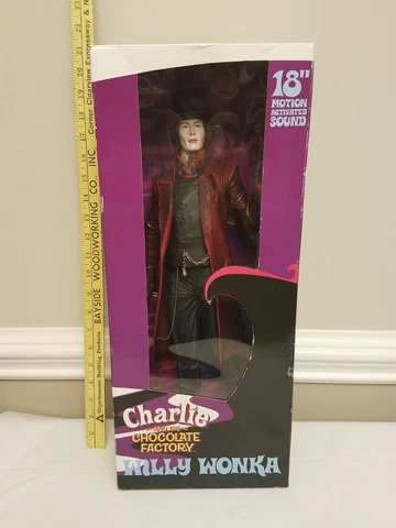 NECA 1/4 18" Scale Charlie Chocolate Factory Willy Wonka Depp Figure W/ BOX READ Cover
