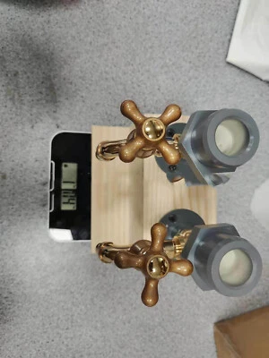 Деревянный кран-диспенсер для воды для виски - Изображение 1 из 3