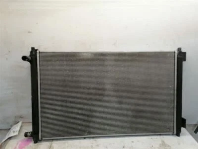 NX200T    2017 Radiator 1391905 Foto 1 de 4