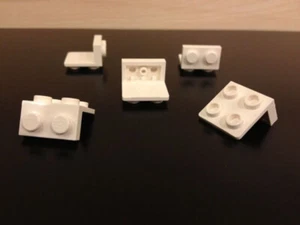 LEGO NEW Bulk Lot - 5 White Angle Plate Corner Bracket 1x2 2x2 - Picture 1 of 1